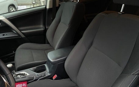 Toyota RAV4, 2015 год, 1 899 000 рублей, 14 фотография