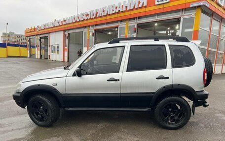 Chevrolet Niva I рестайлинг, 2004 год, 270 000 рублей, 3 фотография