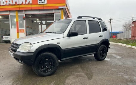 Chevrolet Niva I рестайлинг, 2004 год, 270 000 рублей, 2 фотография