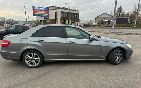 Mercedes-Benz E-Класс, 2009 год, 800 000 рублей, 2 фотография