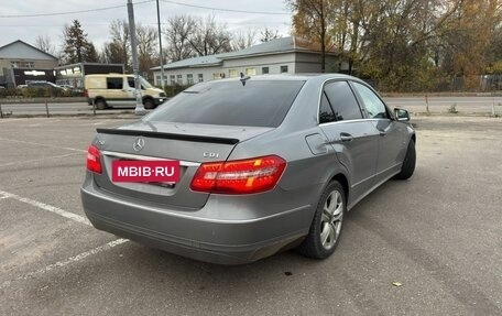 Mercedes-Benz E-Класс, 2009 год, 800 000 рублей, 4 фотография