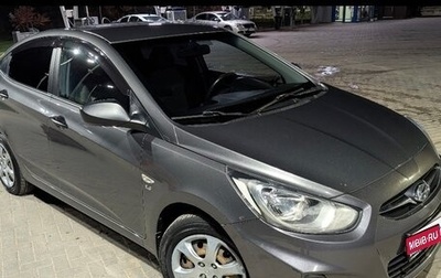 Hyundai Solaris II рестайлинг, 2014 год, 900 000 рублей, 1 фотография