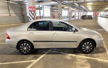 Toyota Corolla, 2002 год, 650 000 рублей, 5 фотография