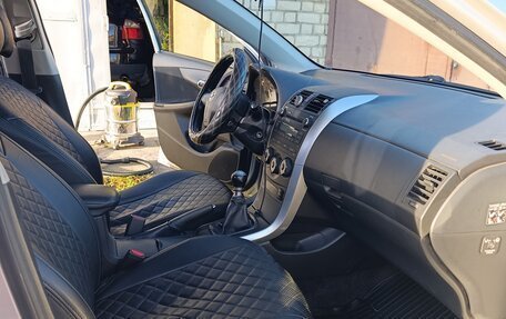 Toyota Corolla, 2010 год, 800 000 рублей, 6 фотография