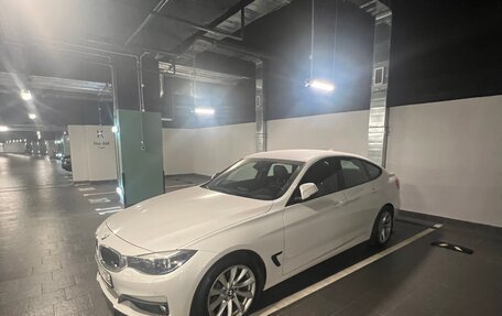 BMW 3 серия, 2017 год, 3 000 000 рублей, 3 фотография
