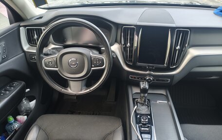 Volvo XC60 II, 2019 год, 3 650 000 рублей, 7 фотография