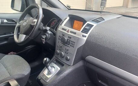 Opel Zafira B, 2012 год, 550 000 рублей, 4 фотография