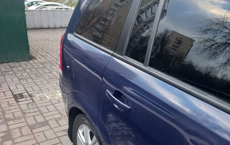 Opel Zafira B, 2012 год, 550 000 рублей, 3 фотография