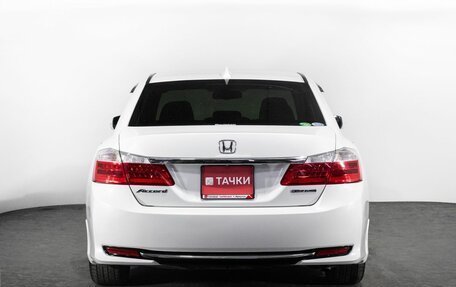 Honda Accord IX рестайлинг, 2015 год, 1 700 000 рублей, 4 фотография