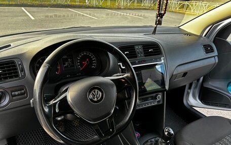 Volkswagen Polo VI (EU Market), 2015 год, 845 000 рублей, 18 фотография