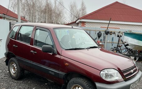 Chevrolet Niva I рестайлинг, 2004 год, 320 000 рублей, 2 фотография