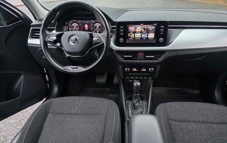 Skoda Rapid II, 2021 год, 1 895 000 рублей, 19 фотография
