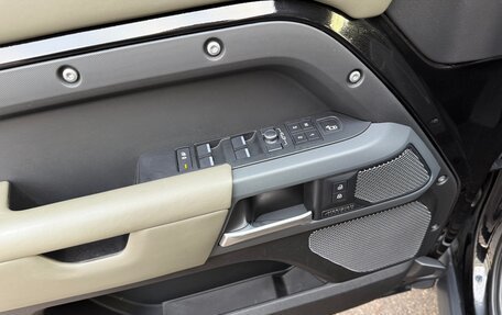 Land Rover Defender II, 2021 год, 8 200 000 рублей, 11 фотография