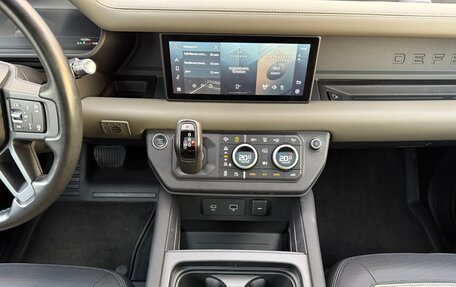 Land Rover Defender II, 2021 год, 8 200 000 рублей, 26 фотография