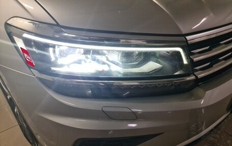 Volkswagen Tiguan II, 2019 год, 2 700 000 рублей, 5 фотография