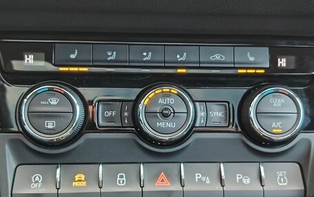 Skoda Karoq I, 2019 год, 2 570 000 рублей, 13 фотография