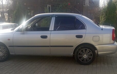 Hyundai Accent II, 2004 год, 350 000 рублей, 2 фотография