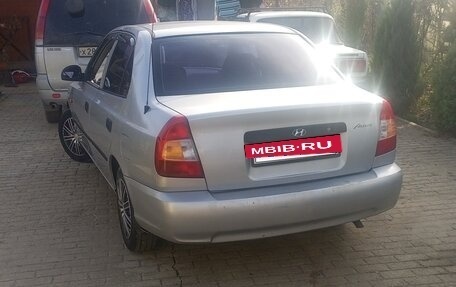 Hyundai Accent II, 2004 год, 350 000 рублей, 3 фотография