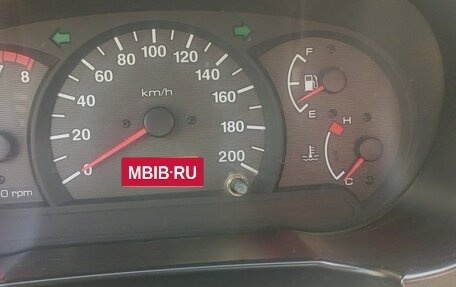 Hyundai Accent II, 2004 год, 350 000 рублей, 9 фотография