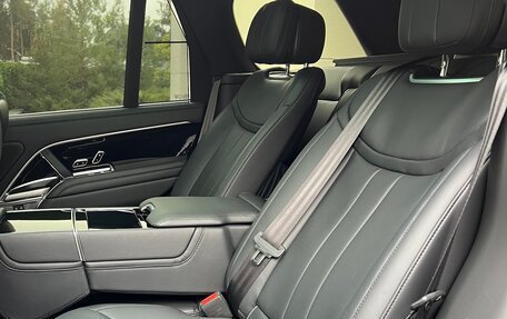 Land Rover Range Rover IV рестайлинг, 2023 год, 21 000 000 рублей, 13 фотография