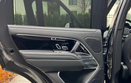 Land Rover Range Rover IV рестайлинг, 2023 год, 21 000 000 рублей, 10 фотография