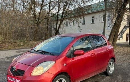 Toyota Yaris III рестайлинг, 2007 год, 300 000 рублей, 4 фотография