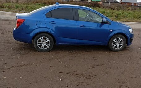 Chevrolet Aveo III, 2013 год, 630 000 рублей, 3 фотография