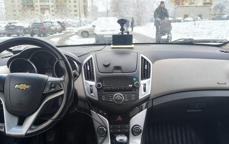 Chevrolet Cruze II, 2012 год, 699 000 рублей, 10 фотография