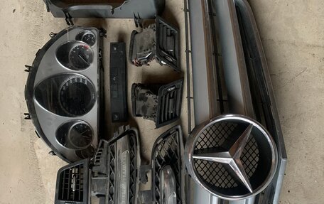 Mercedes-Benz E-Класс, 2011 год, 1 150 000 рублей, 15 фотография