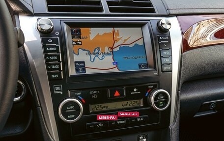 Toyota Camry, 2014 год, 1 900 000 рублей, 13 фотография