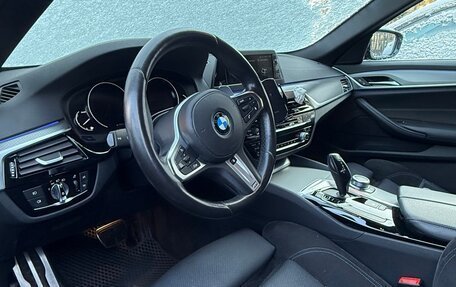 BMW 5 серия, 2019 год, 3 650 000 рублей, 3 фотография