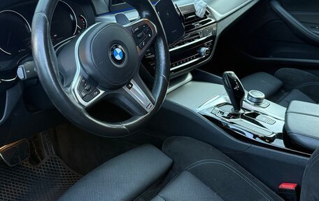 BMW 5 серия, 2019 год, 3 650 000 рублей, 2 фотография