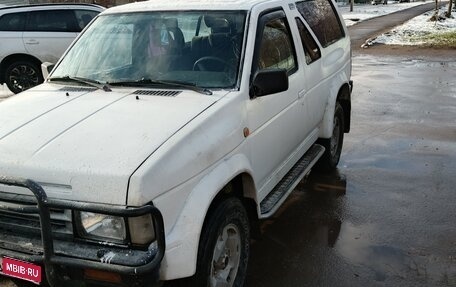 Nissan Terrano II рестайлинг, 1991 год, 250 000 рублей, 1 фотография