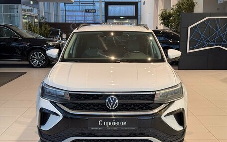 Volkswagen Taos, 2022 год, 2 600 000 рублей, 2 фотография