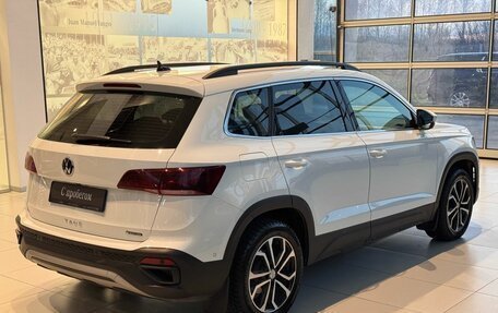 Volkswagen Taos, 2022 год, 2 600 000 рублей, 4 фотография