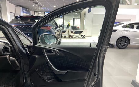 Opel Astra J, 2013 год, 560 000 рублей, 8 фотография