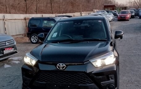 Toyota Raize I, 2020 год, 1 700 000 рублей, 2 фотография