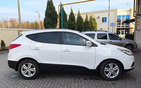 Hyundai ix35 I рестайлинг, 2013 год, 1 500 000 рублей, 9 фотография