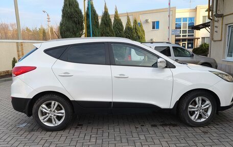 Hyundai ix35 I рестайлинг, 2013 год, 1 500 000 рублей, 8 фотография