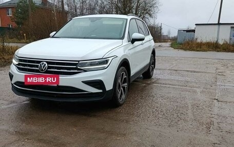 Volkswagen Tiguan II, 2021 год, 3 450 000 рублей, 7 фотография