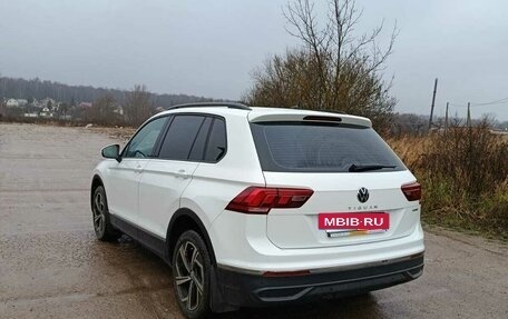 Volkswagen Tiguan II, 2021 год, 3 450 000 рублей, 8 фотография