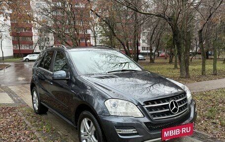 Mercedes-Benz M-Класс, 2010 год, 1 790 000 рублей, 3 фотография