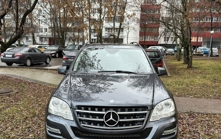 Mercedes-Benz M-Класс, 2010 год, 1 790 000 рублей, 2 фотография