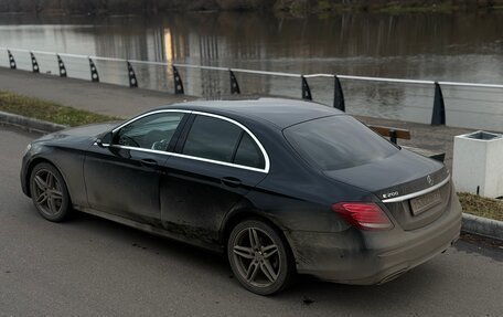 Mercedes-Benz E-Класс, 2019 год, 2 850 000 рублей, 5 фотография