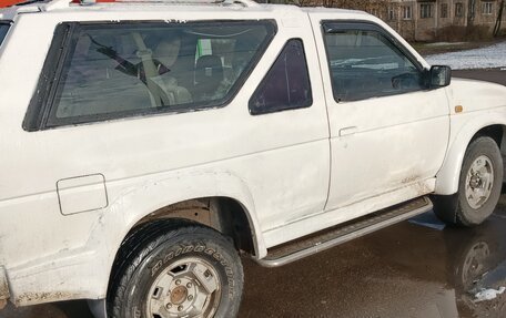 Nissan Terrano II рестайлинг, 1991 год, 250 000 рублей, 3 фотография