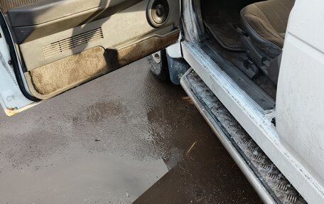 Nissan Terrano II рестайлинг, 1991 год, 250 000 рублей, 11 фотография