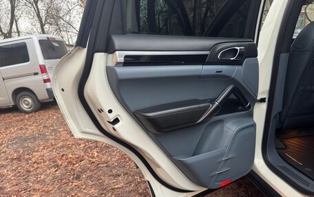 Porsche Cayenne III, 2011 год, 2 570 000 рублей, 17 фотография