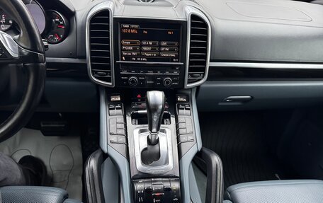 Porsche Cayenne III, 2011 год, 2 570 000 рублей, 26 фотография