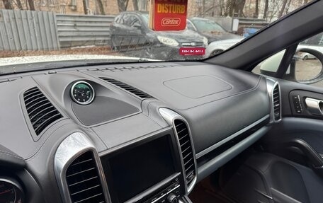 Porsche Cayenne III, 2011 год, 2 570 000 рублей, 23 фотография