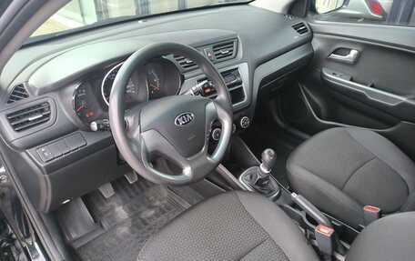 KIA Rio III рестайлинг, 2015 год, 830 000 рублей, 23 фотография